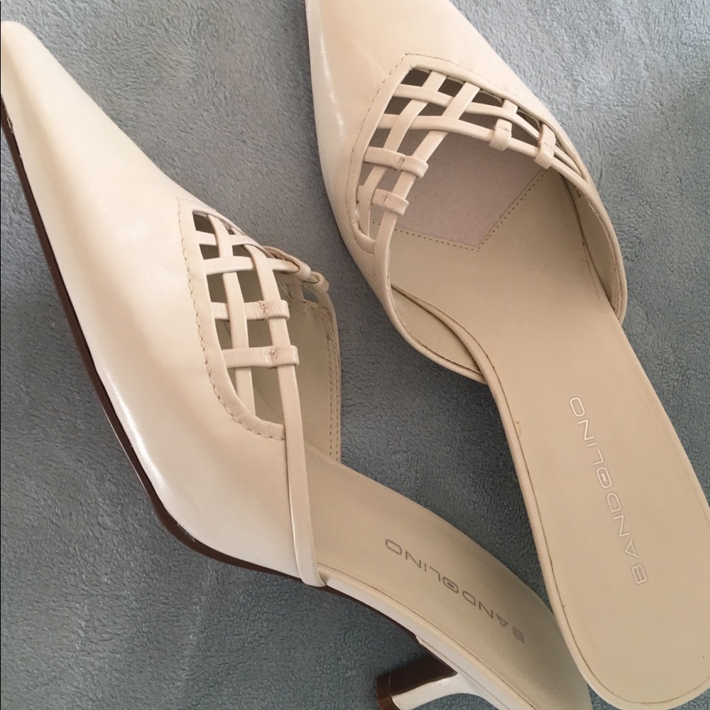Bandolino mules